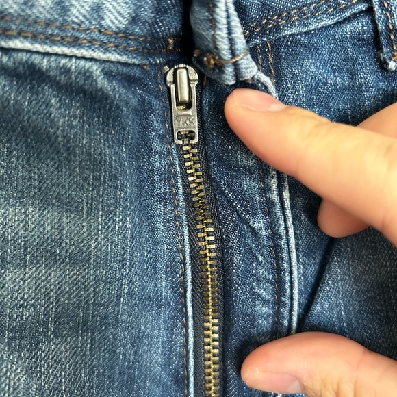 DKNY Straight Fit Jeans - Picture 7 of 7